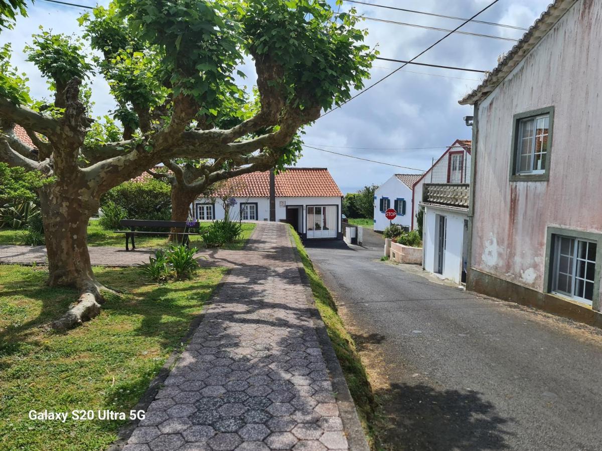 Al Luso Brasileiro Lajes das Flores Exterior foto